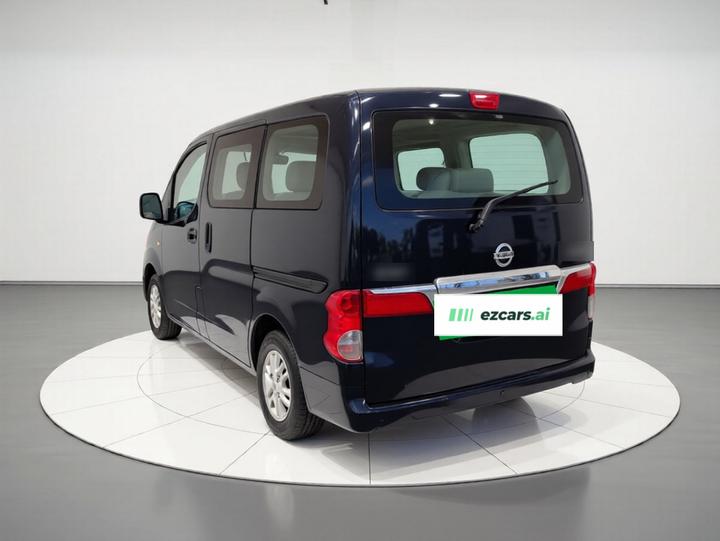 NV200 2013 1.6L Luxury IV photo 4