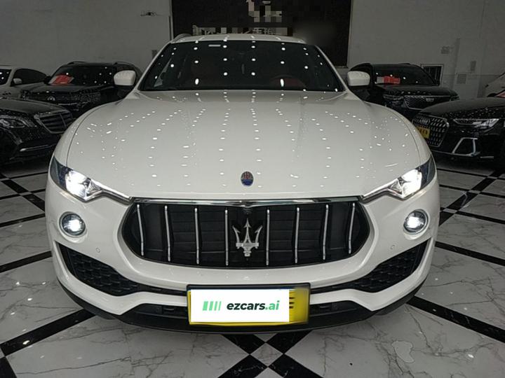 Levante 2020 3.0T Standard photo 2
