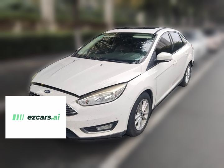 Focus 2015 Sedan EcoBoost 125 AT