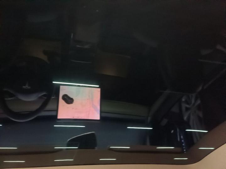 Model Y 2021 Standard Range RWD photo 7