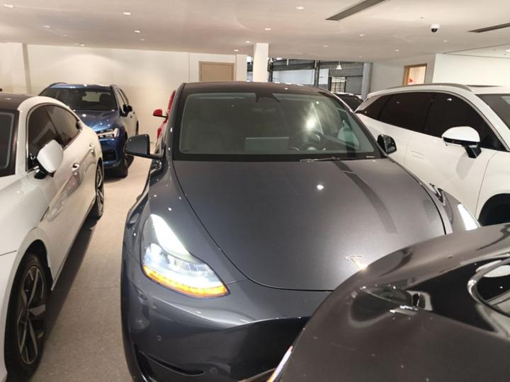 Model Y 2023 Long Range AWD photo 2