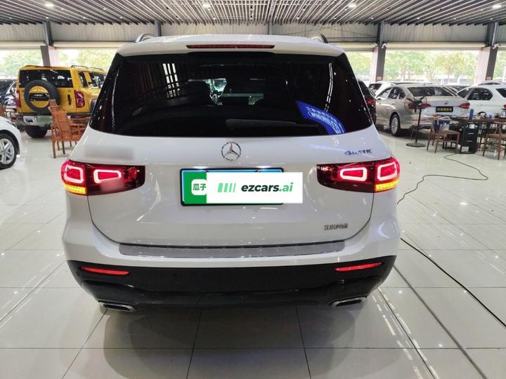 GLB 2021 GLB 200 4MATIC photo 3