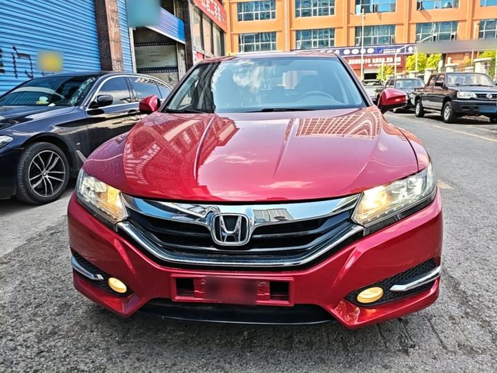 Spirior 2015 2.0L Premium photo 2