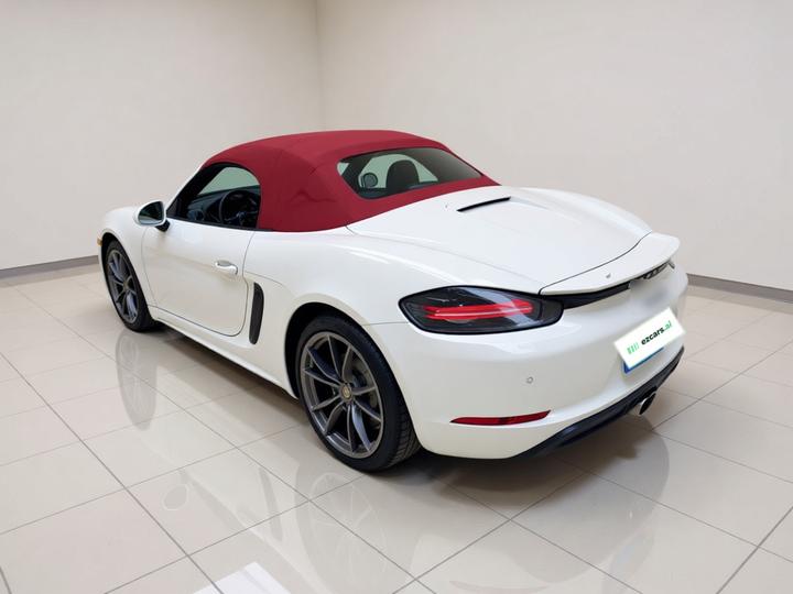 718 2018 Boxster 2.0T photo 4