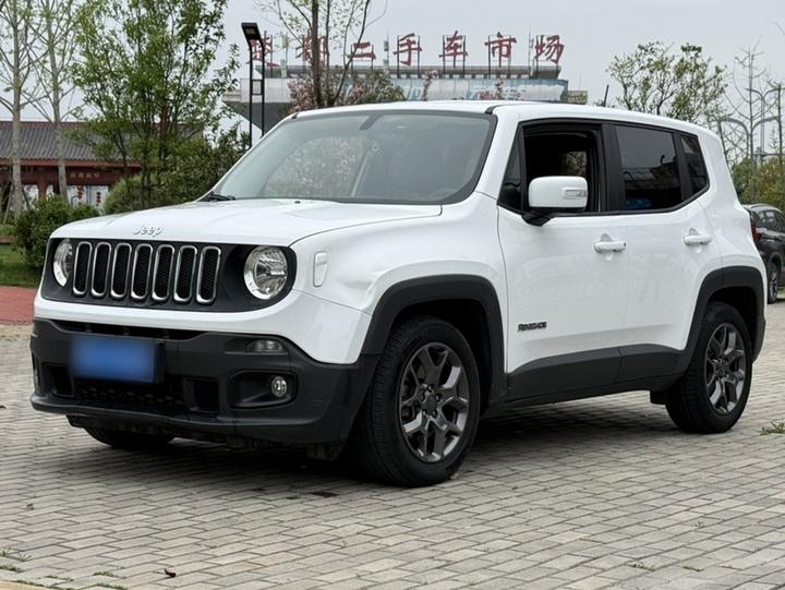 Renegade 2018 180T AT +