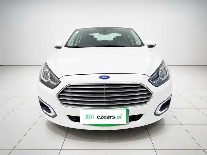 Escort 2017 Facelift 1.5L MT Comfort photo 2