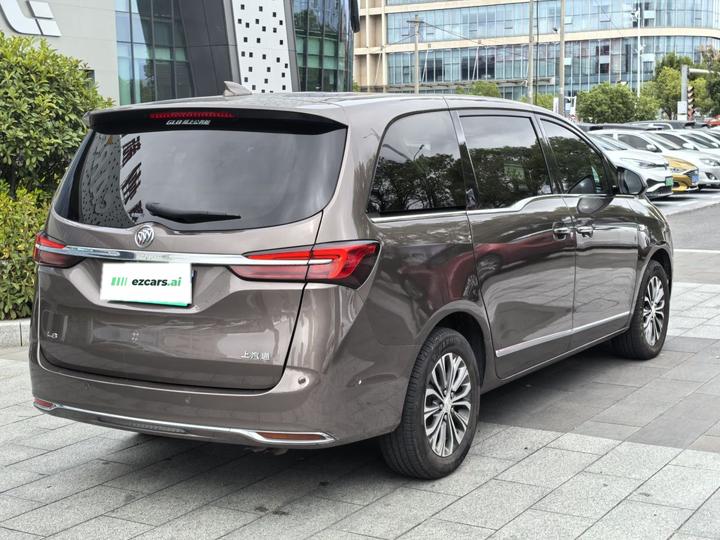 GL8 2021 652T Premium photo 3