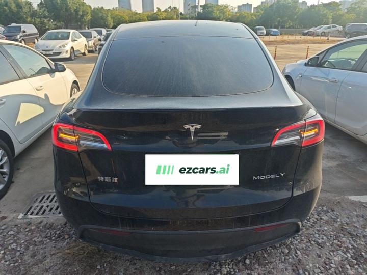 Model Y 2022 RWD photo 3