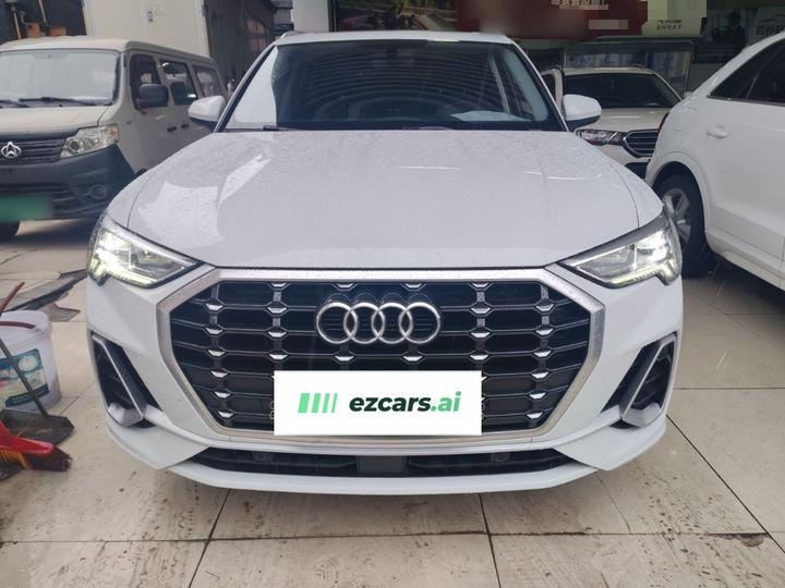 Q3 2019 35 TFSI Progressive Dynamic photo 2
