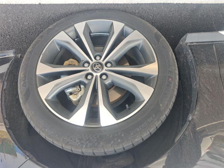 Granvia 2023 2.5L Hybrid Premium PLUS photo 8