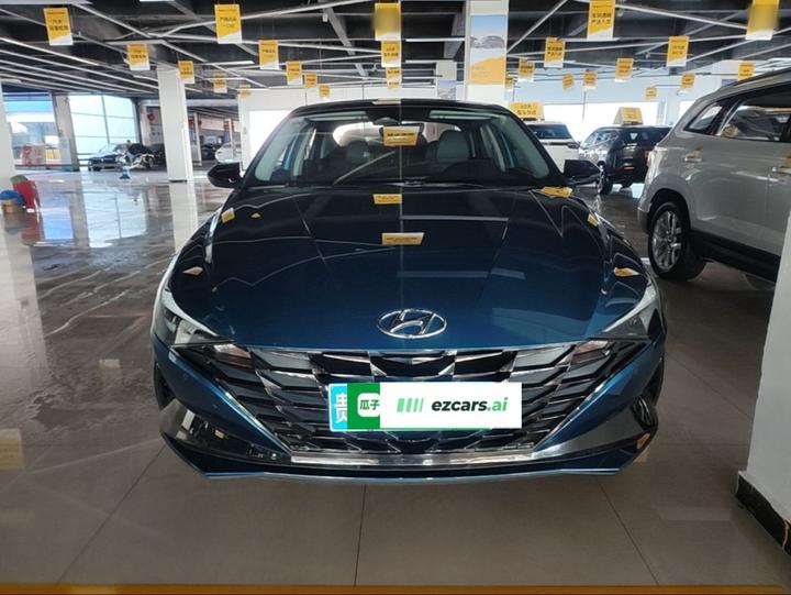 Elantra 2021 1.5L CVT LUX Premium photo 2