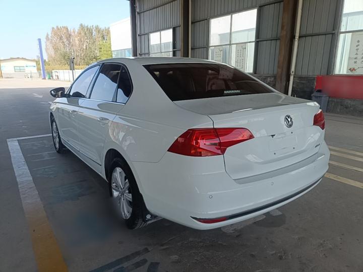 Bora 2018 1.5L MT Comfort photo 4