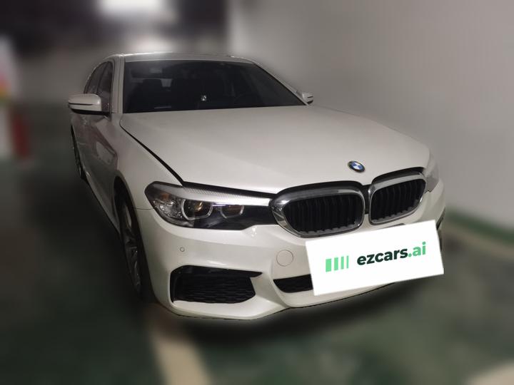 5 Series 2020 525Li M Sport Package photo 3