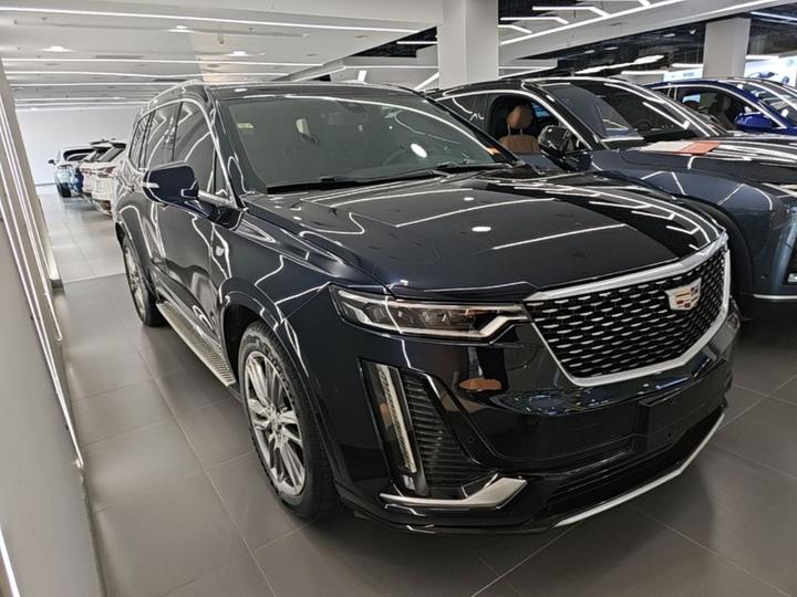 XT6 2022 2.0T 7-Seater RWD Luxury photo 3