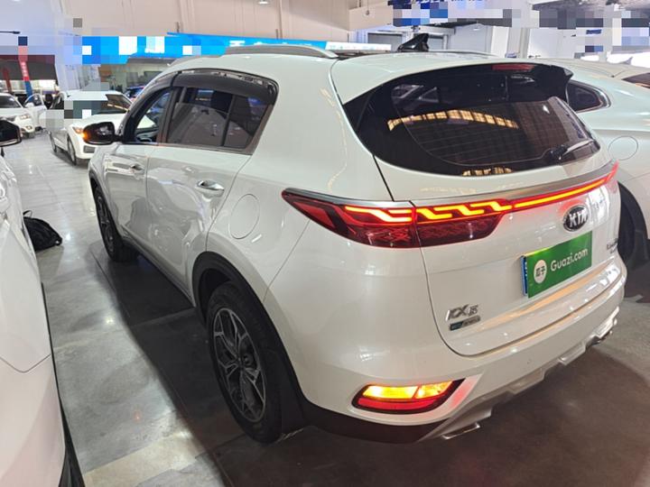 KX5 2019 1.6T AT RWD Luxury photo 4