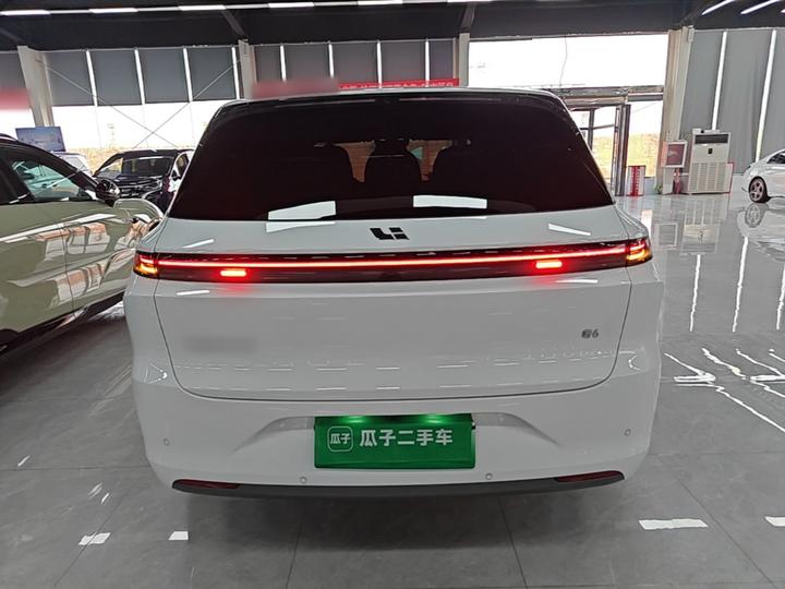 Li Auto L6 2024 Pro photo 3