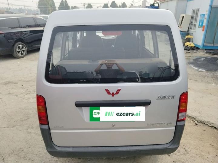 Wuling Zhiguang 2023 1.5L 5/7-Seater photo 3