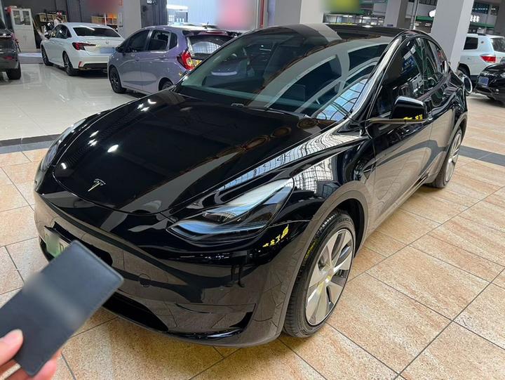 Model Y 2022 Facelift RWD photo 4