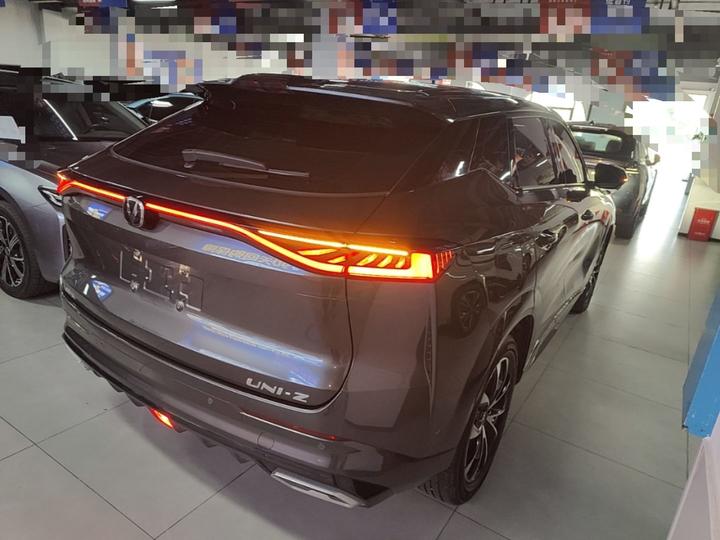 UNI-Z EV 2024 iDD 125km Excellence photo 4
