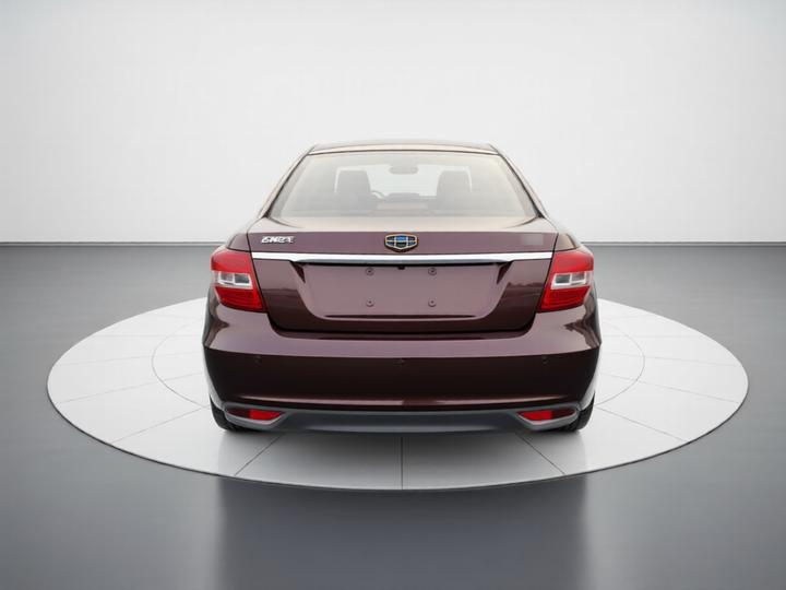 Vision 2016 1.5L AT photo 5