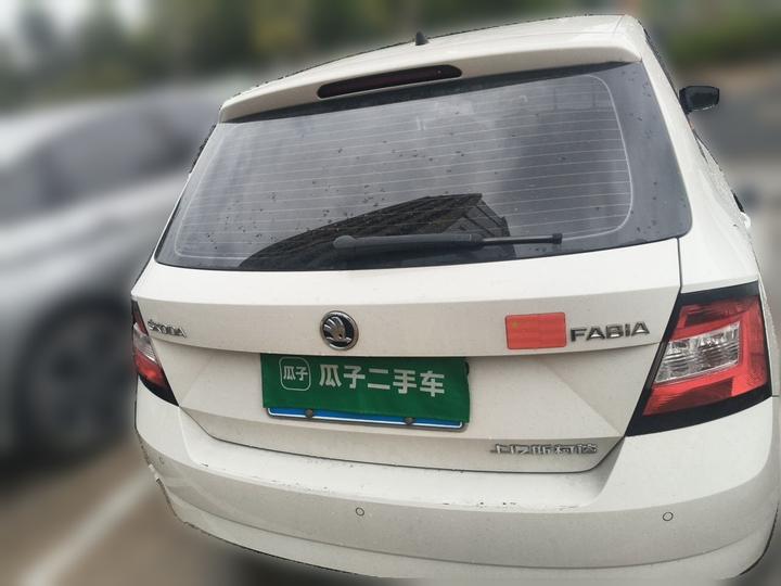 Fabia 2017 1.4L MT photo 5