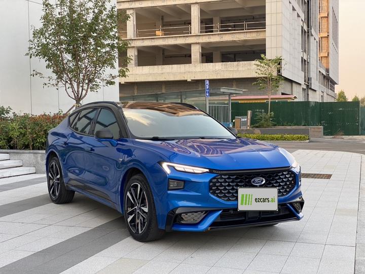 EVOS 2022 EcoBoost 245 ST-Line photo 3