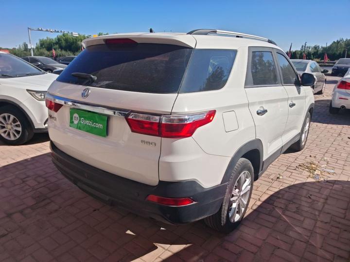 Fengon S560 2018 1.8L MT 5-Seater photo 6