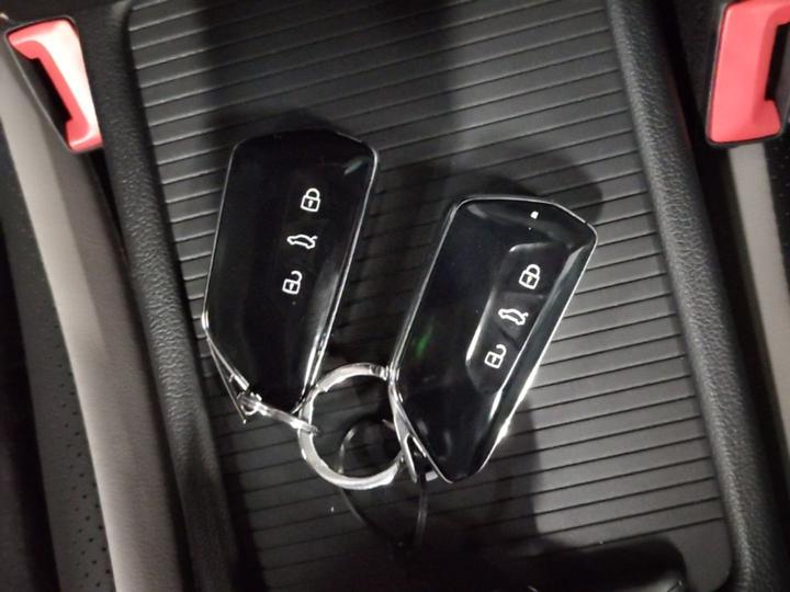 Golf 2026 300TSI Pro photo 8