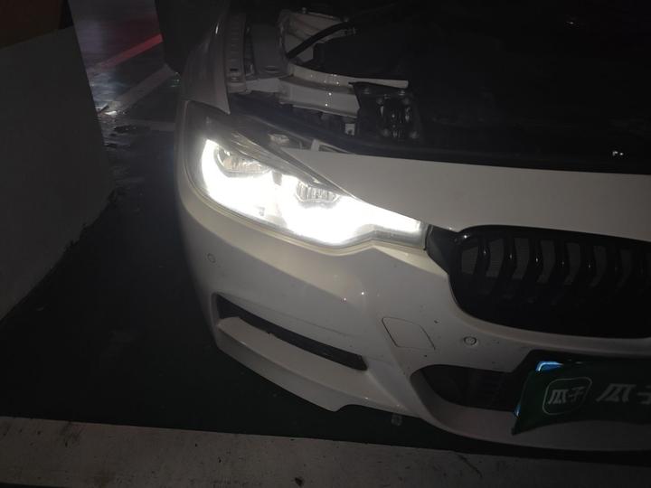 3 Series 2018 320Li M Sport photo 7