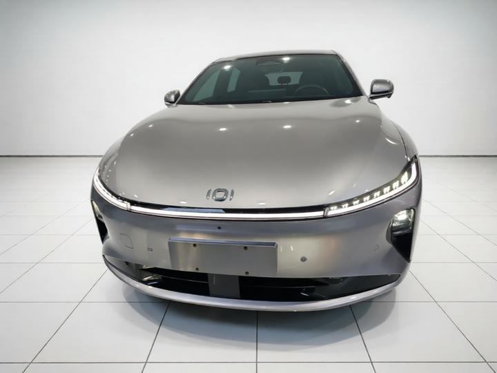 Nevo A07 2025 EV 625 Flagship photo 2