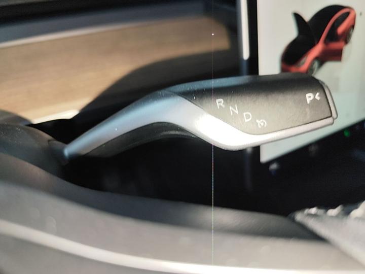 Model 3 2022 RWD photo 5