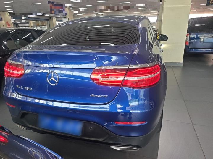 GLC Coupe 2019 Facelift GLC 260 4MATIC Coupe SUV photo 3