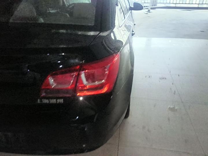 2015 1.5L Classic SE MT photo 7