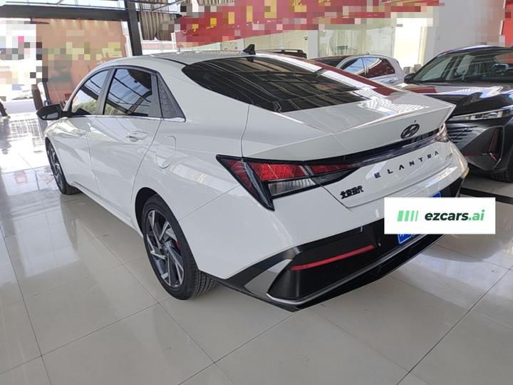 Elantra 2023 1.5L CVT GLX Elite photo 4