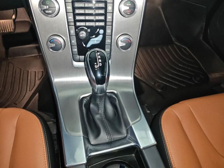 S60 2019 S60L T5 photo 8