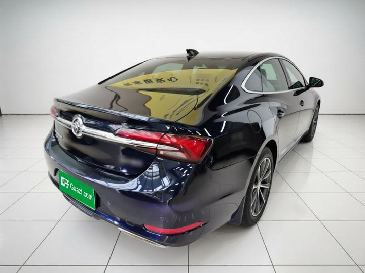 LaCrosse 2019 28T Luxury photo 6