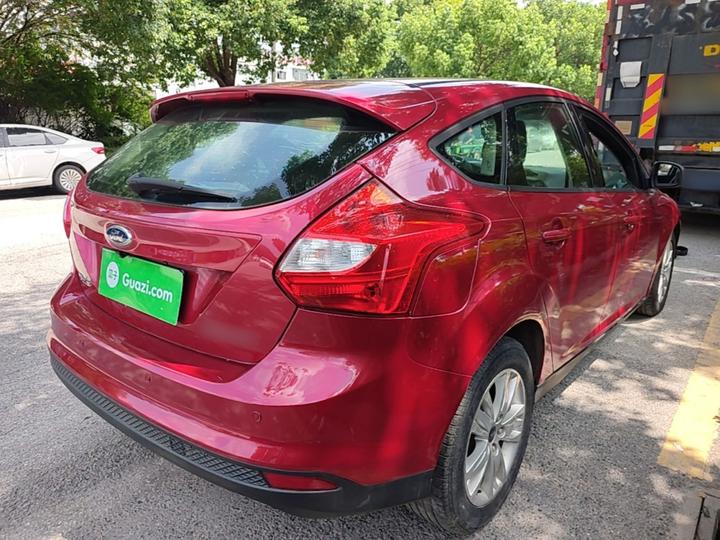 Focus 2012 Hatchback 1.6L AT Comfort photo 4