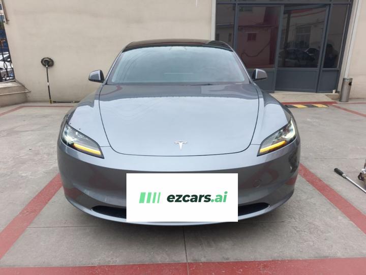 Model 3 2023 RWD photo 2