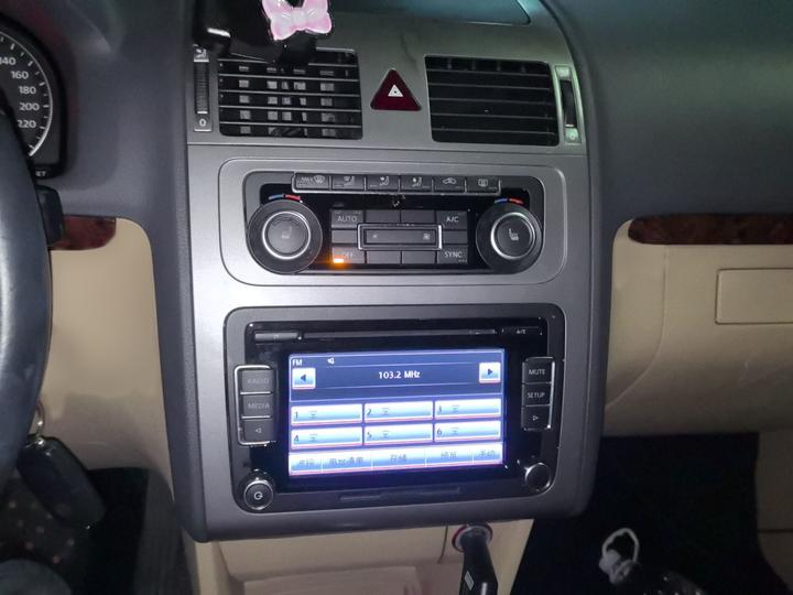 2013 1.4T DSG 5-Seater photo 5