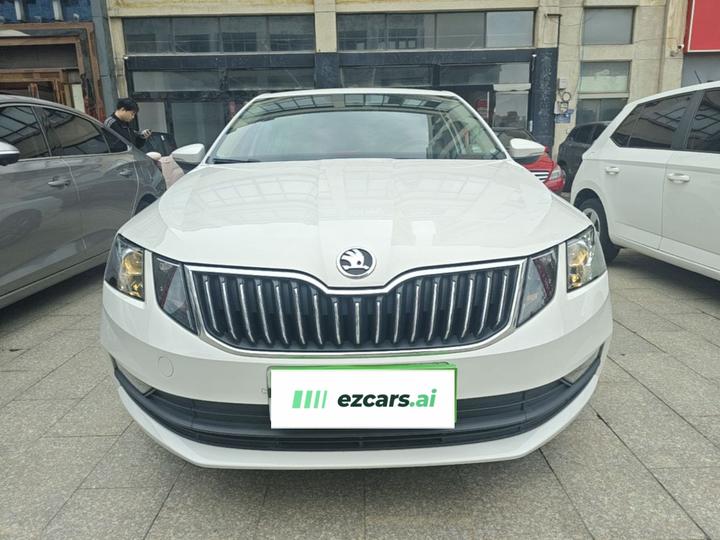 Octavia 2020 1.5L AT Comfort photo 2