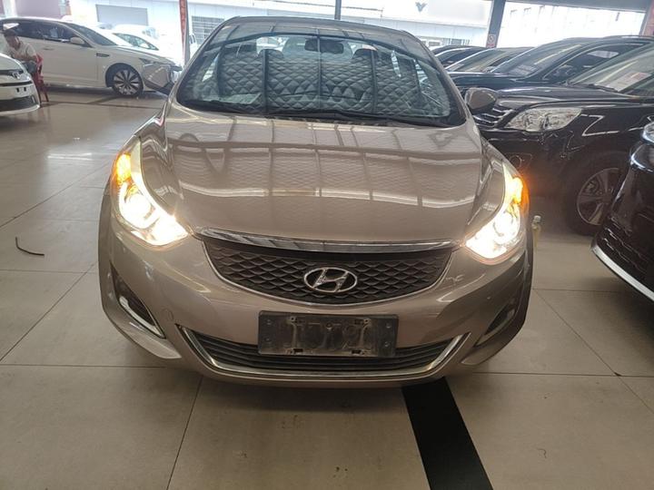 Elantra 2016 1.6L AT Smart photo 2