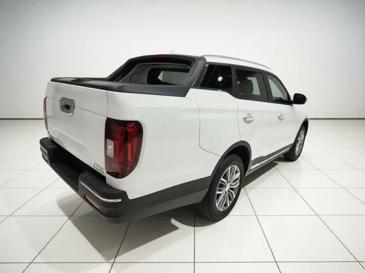 FX 2020 1.8T 4-Seater photo 4