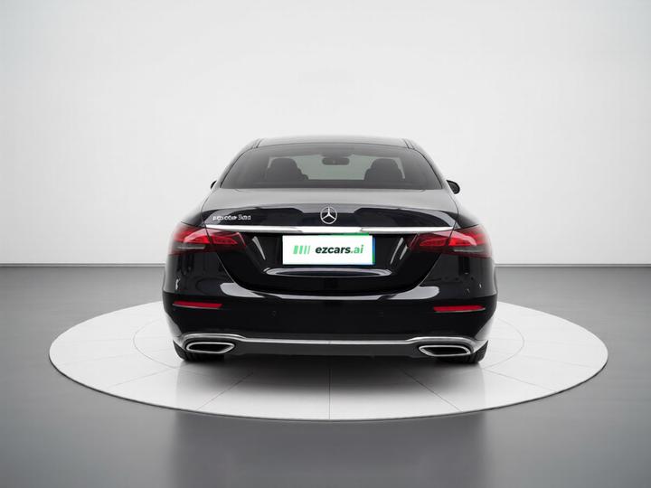 E-Class 2023 E 300 L Luxury photo 5