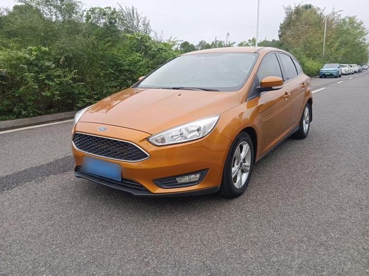 Focus 2015 Hatchback 1.6L AT Comfort
