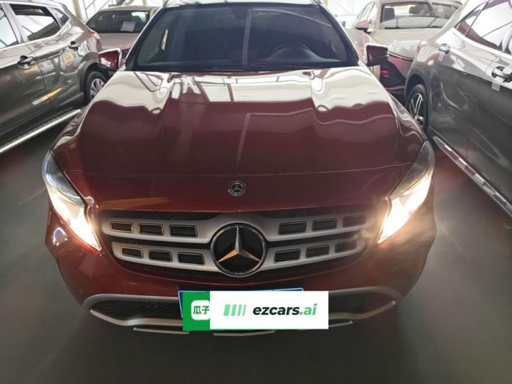 GLA 2017 GLA 200 Dynamic photo 2