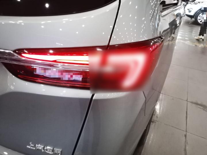 GL8 2023 Facelift Luxury photo 7