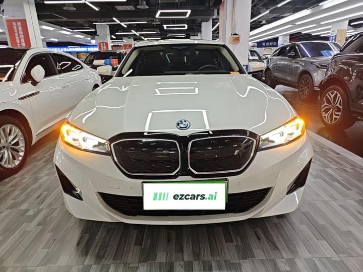 i3 2022 eDrive 35 L photo 2