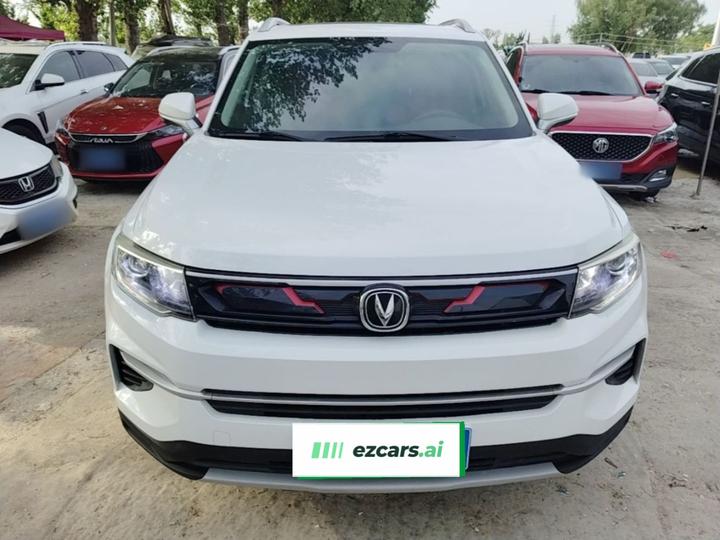 CS35PLUS 2019 1.4T DCT photo 2