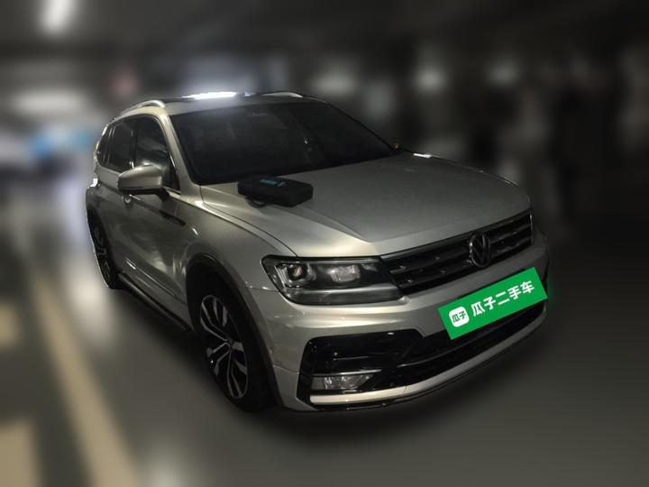 Tiguan L 2021 330TSI AT RWD R-Line photo 3