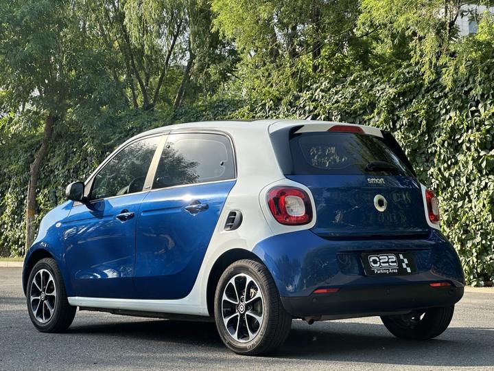 forfour 2016 1.0L 52 photo 4